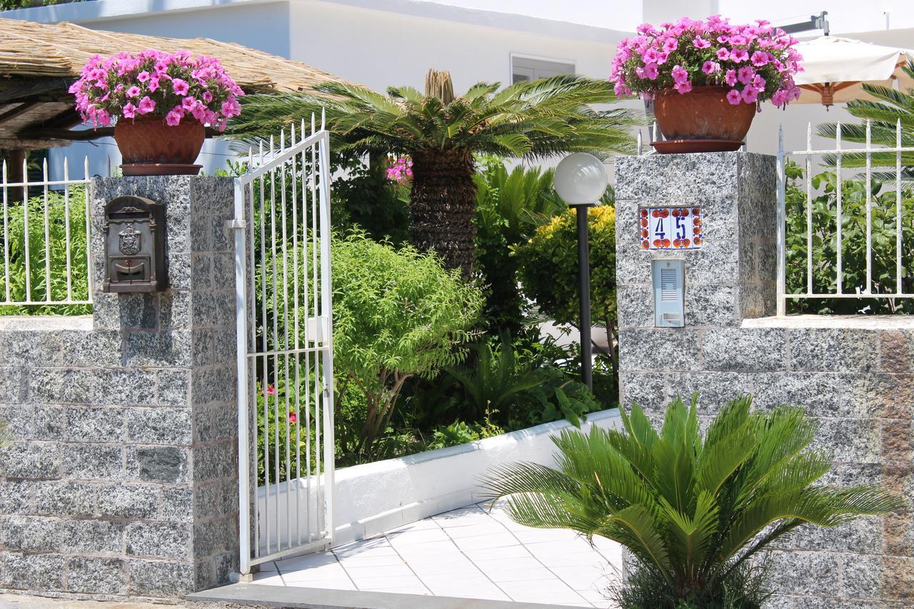 Hotel Villa Bina Sant'Angelo  Екстериор снимка