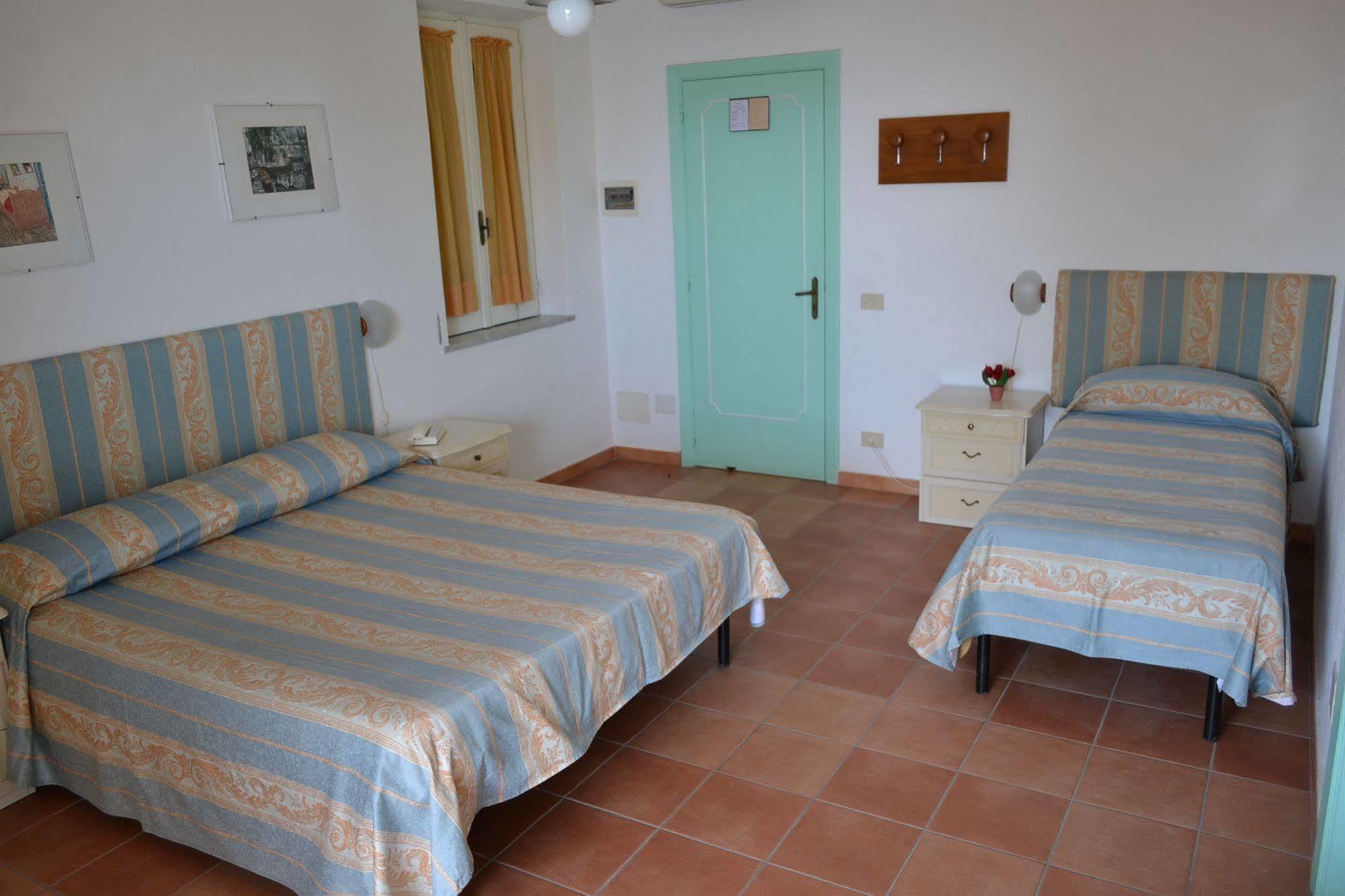 Hotel Villa Bina Sant'Angelo  Екстериор снимка