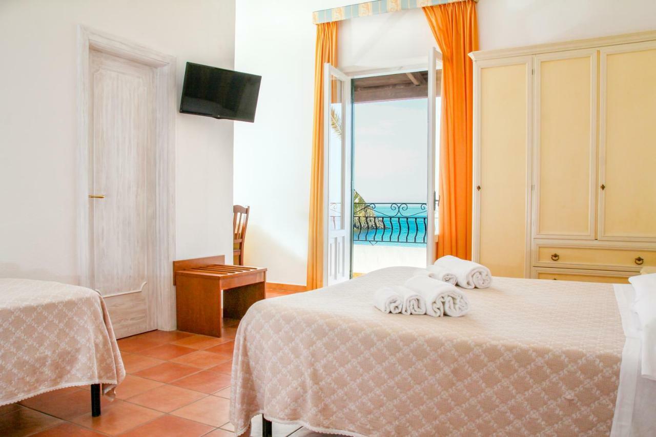 Hotel Villa Bina Sant'Angelo  Екстериор снимка